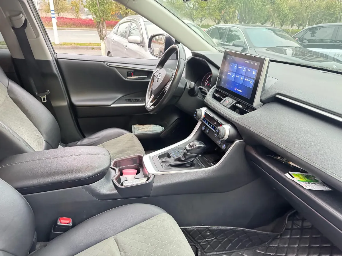 2022 Toyota RAV4 2.0L 171HP L4 CVT,autocango,china used car exporter,china ev exporter,chinese used car exporter,chinese used ev exporter