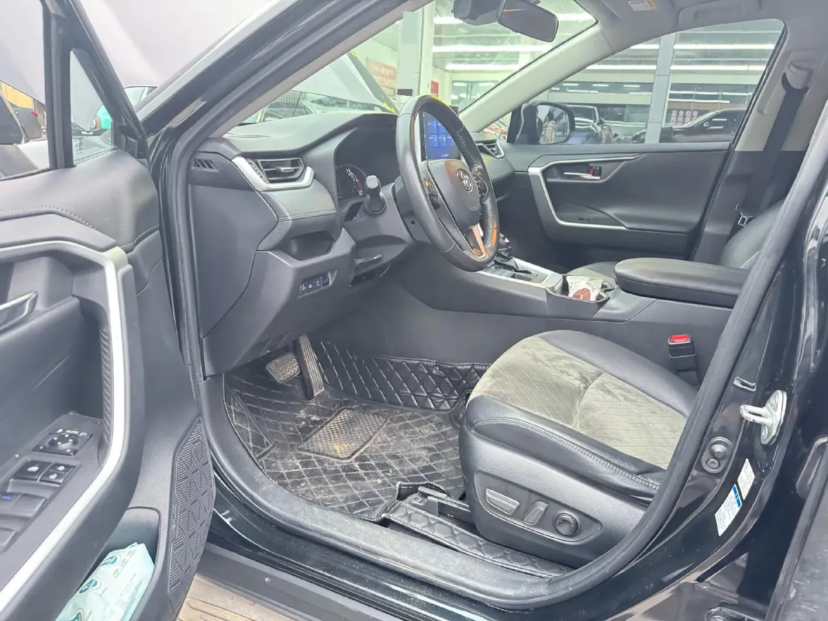 2022 Toyota RAV4 2.0L 171HP L4 CVT,autocango,china used car exporter,china ev exporter,chinese used car exporter,chinese used ev exporter