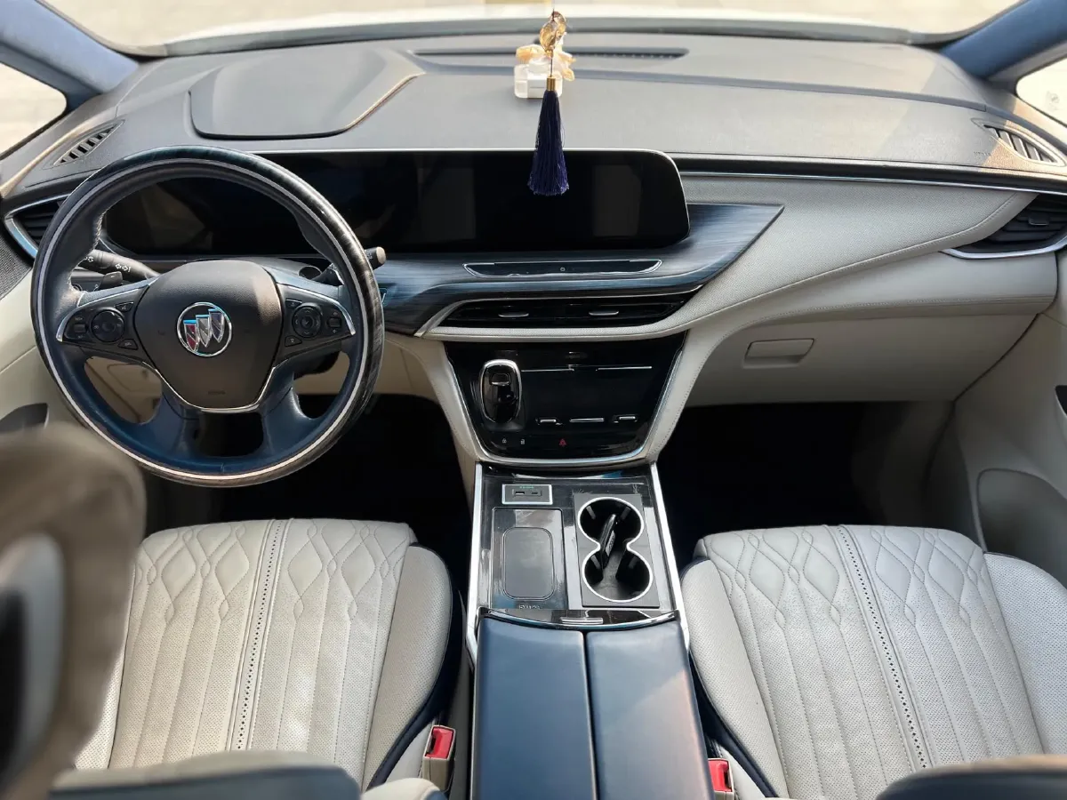 2020 Buick GL8 2.0T 237HP L4 9AT,autocango,china used car exporter,china ev exporter,chinese used car exporter,chinese used ev exporter