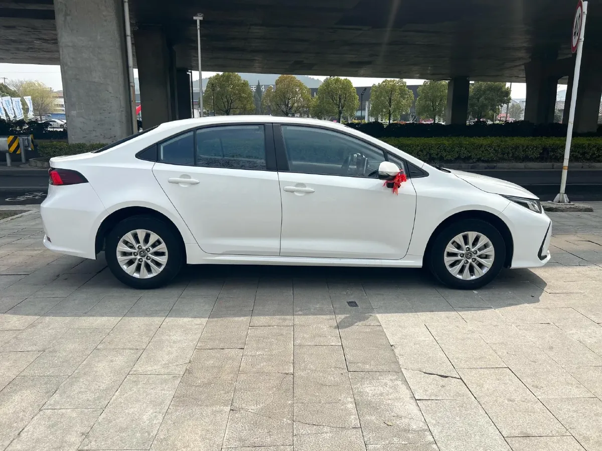 2021 Toyota Corolla 1.2T 116HP L4 CVT,autocango,china used car exporter,china ev exporter,chinese used car exporter,chinese used ev exporter