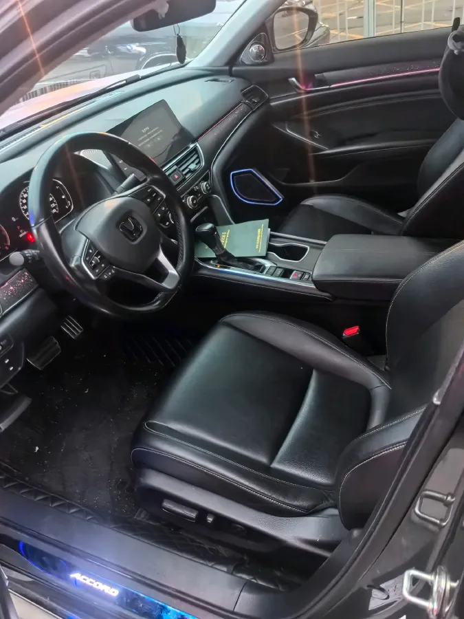 2022 Honda Accord 1.5T 194HP L4 CVT,autocango,china used car exporter,china ev exporter,chinese used car exporter,chinese used ev exporter