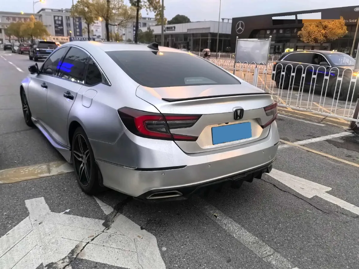 2022 Honda Accord 1.5T 194HP L4 CVT,autocango,china used car exporter,china ev exporter,chinese used car exporter,chinese used ev exporter