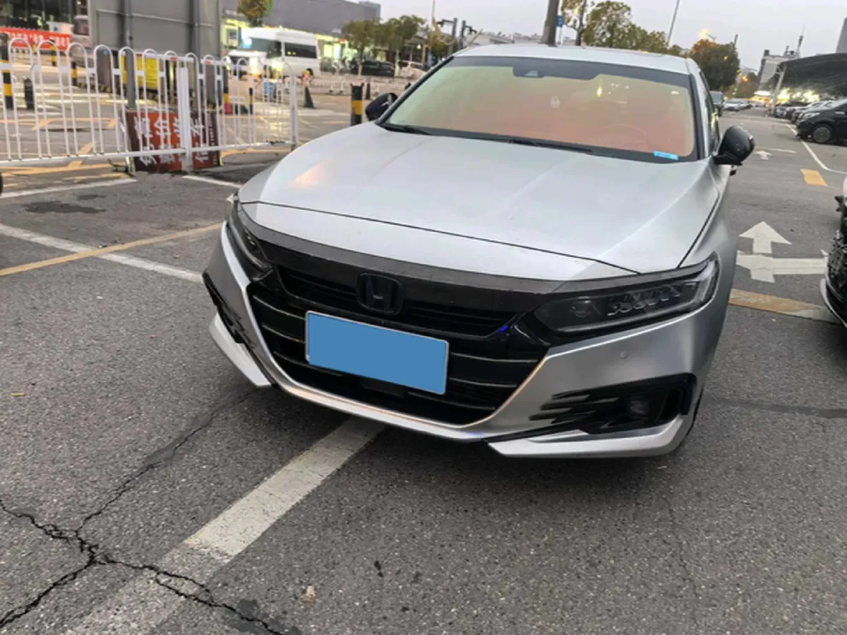 2022 Honda Accord 1.5T 194HP L4 CVT,autocango,china used car exporter,china ev exporter,chinese used car exporter,chinese used ev exporter