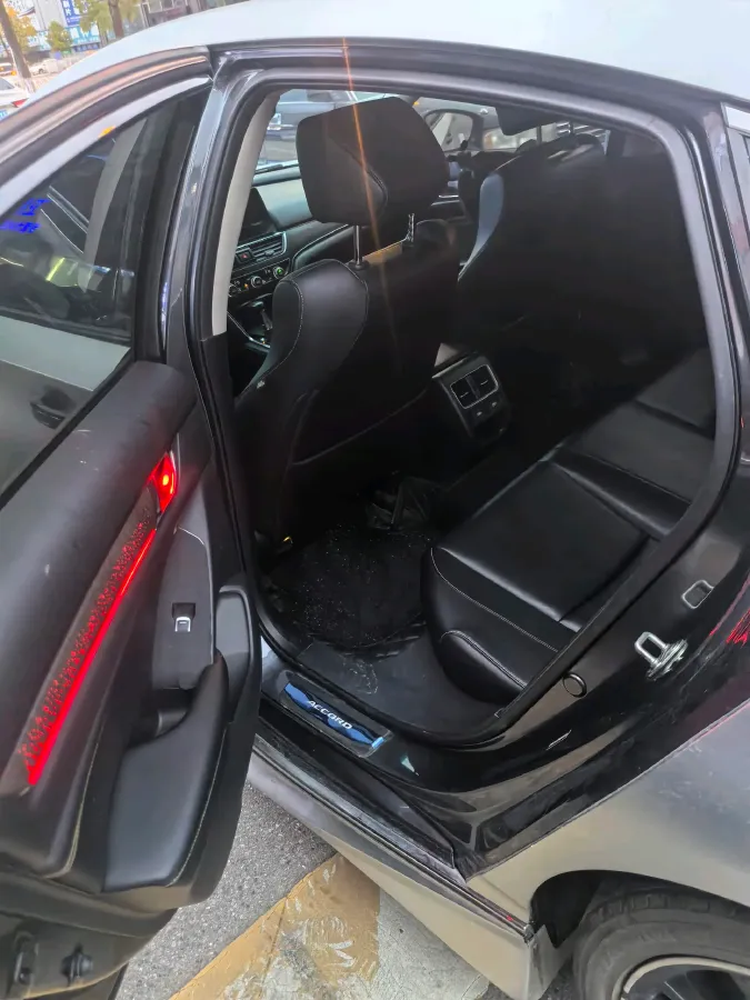 2022 Honda Accord 1.5T 194HP L4 CVT,autocango,china used car exporter,china ev exporter,chinese used car exporter,chinese used ev exporter