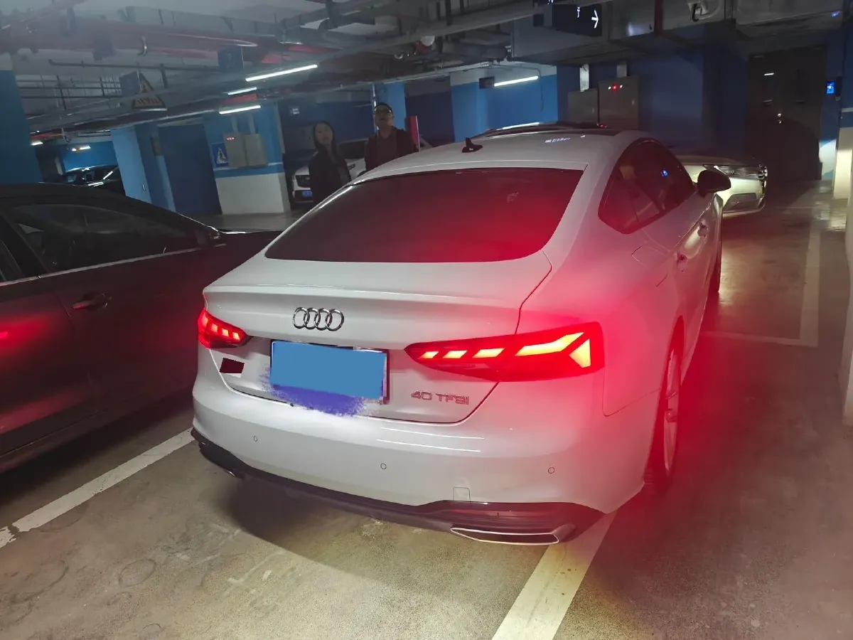 2021 Audi A5 2.0T 204HP L4 7DCT,autocango,china used car exporter,china ev exporter,chinese used car exporter,chinese used ev exporter