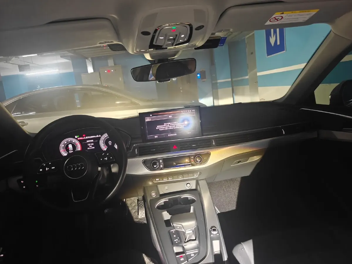 2021 Audi A5 2.0T 204HP L4 7DCT,autocango,china used car exporter,china ev exporter,chinese used car exporter,chinese used ev exporter