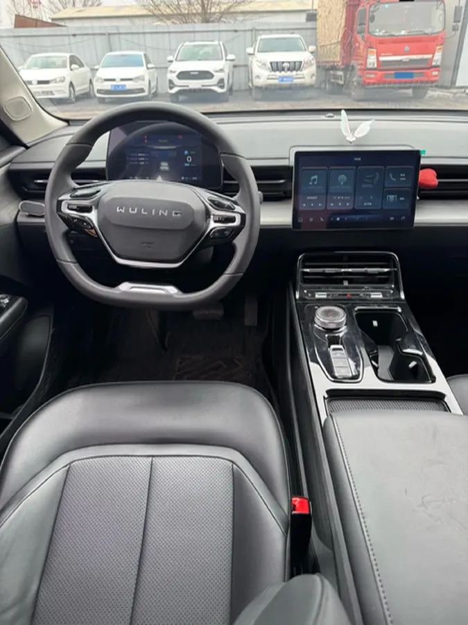 2024 WuLing XingGuang 1.5L 106HP L4 E-CVT PHEV 20.5KWH,autocango,china used car exporter,china ev exporter,chinese used car exporter,chinese used ev exporter