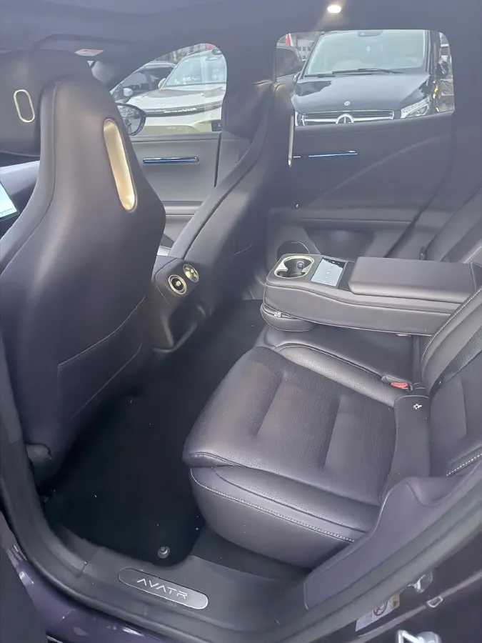 2024 Avatr 07 BEV 82.16KWH,autocango,china used car exporter,china ev exporter,chinese used car exporter,chinese used ev exporter