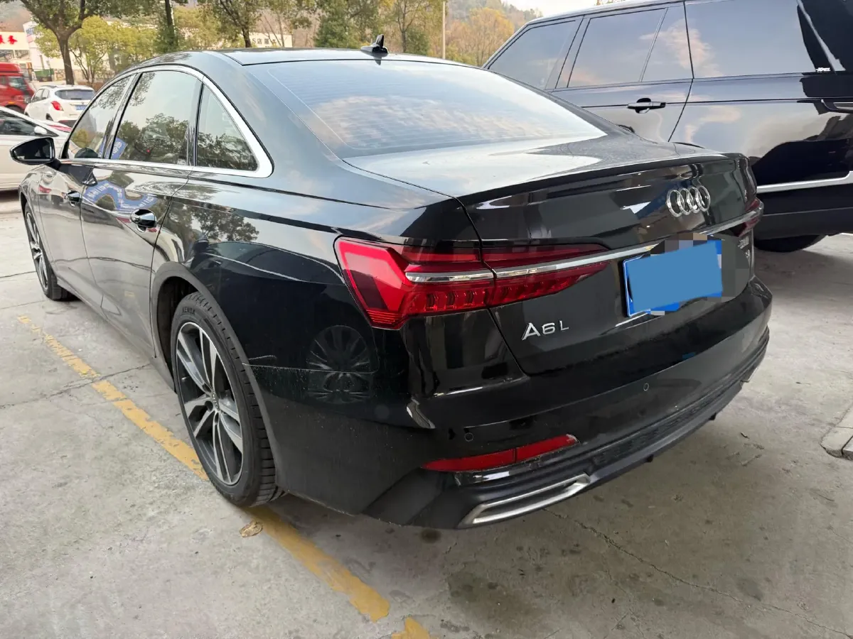 2021 Audi A6L 2.0T 190HP L4 7DCT,autocango,china used car exporter,china ev exporter,chinese used car exporter,chinese used ev exporter