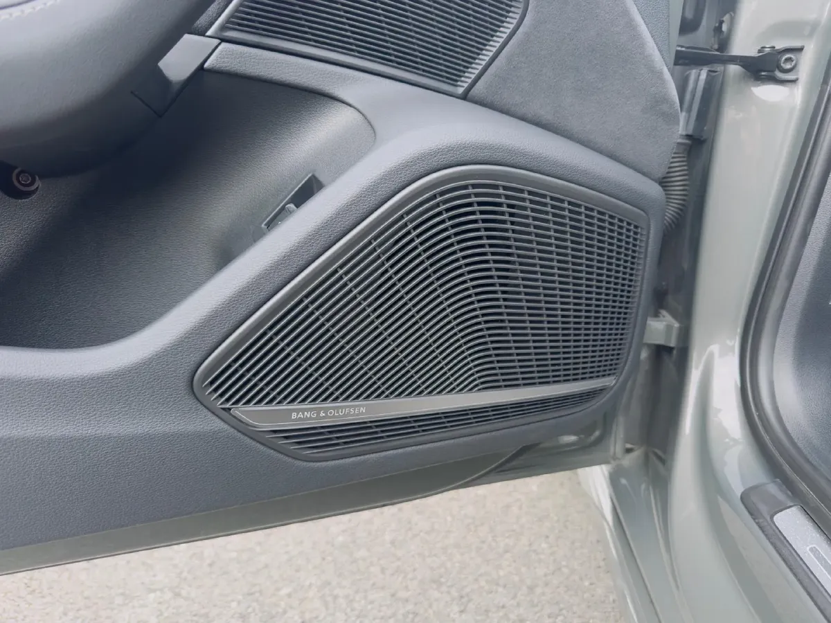 2024 Audi S4 3.0T 354HP V6 8AT,autocango,china used car exporter,china ev exporter,chinese used car exporter,chinese used ev exporter