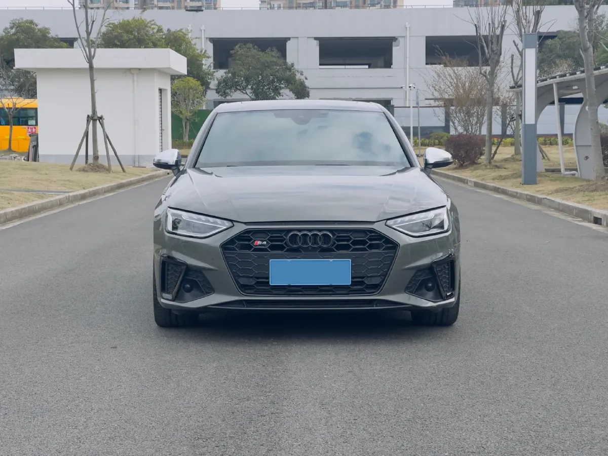 2024 Audi S4 3.0T 354HP V6 8AT,autocango,china used car exporter,china ev exporter,chinese used car exporter,chinese used ev exporter