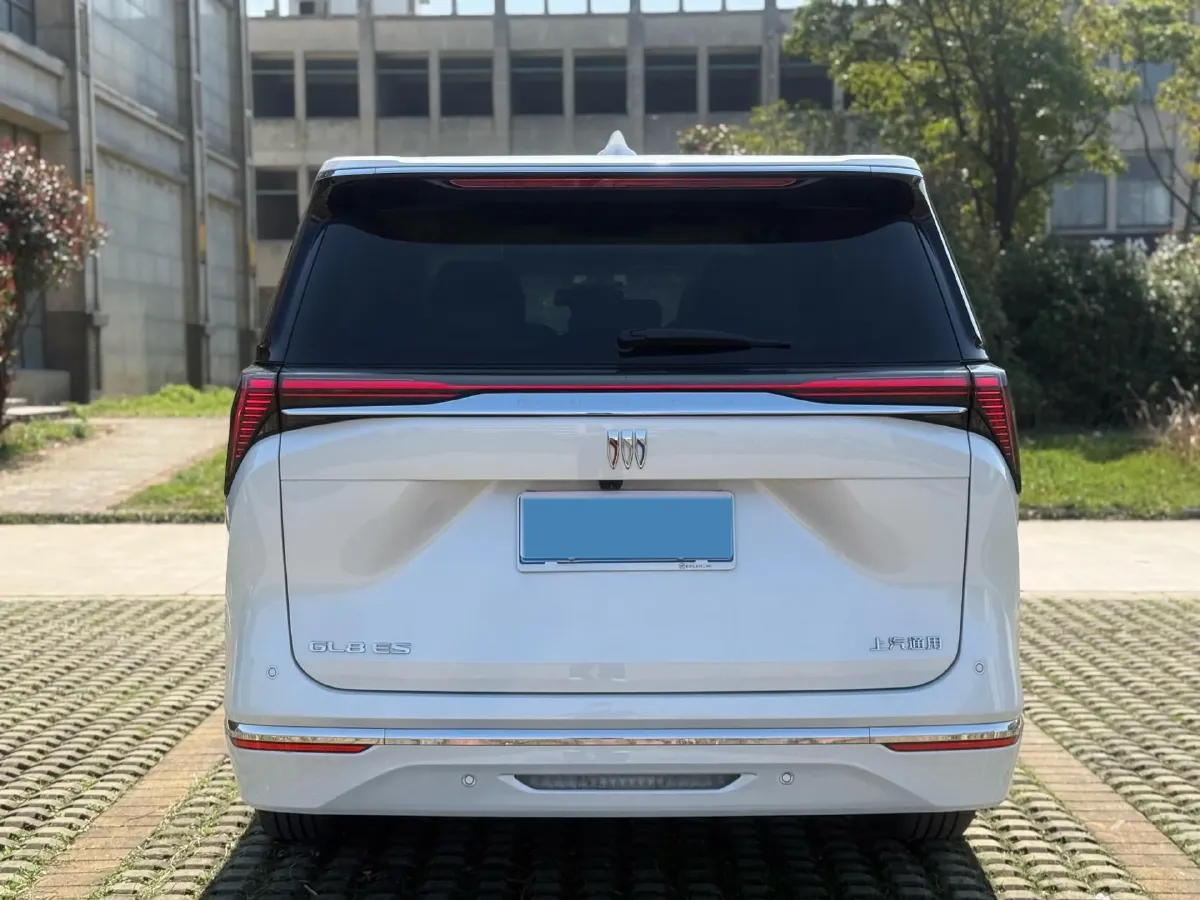 2025 Buick GL8 2.0T 237HP L4 9AT,autocango,china used car exporter,china ev exporter,chinese used car exporter,chinese used ev exporter
