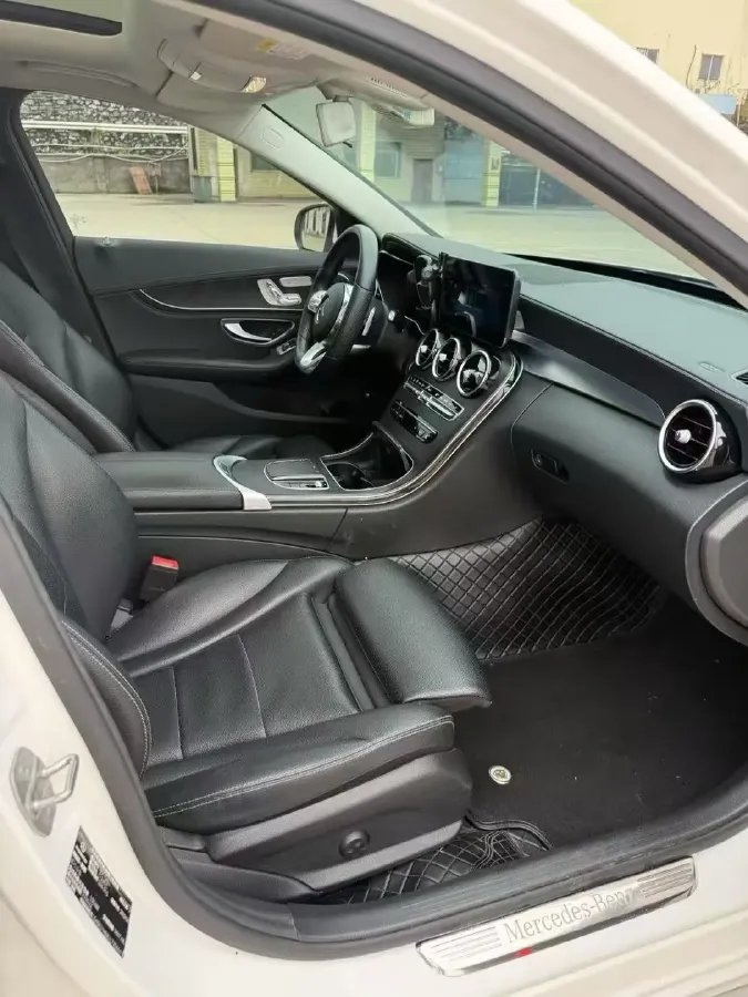 2020 Mercedes-Benz C Class 1.5T 184HP L4 9AT,autocango,china used car exporter,china ev exporter,chinese used car exporter,chinese used ev exporter