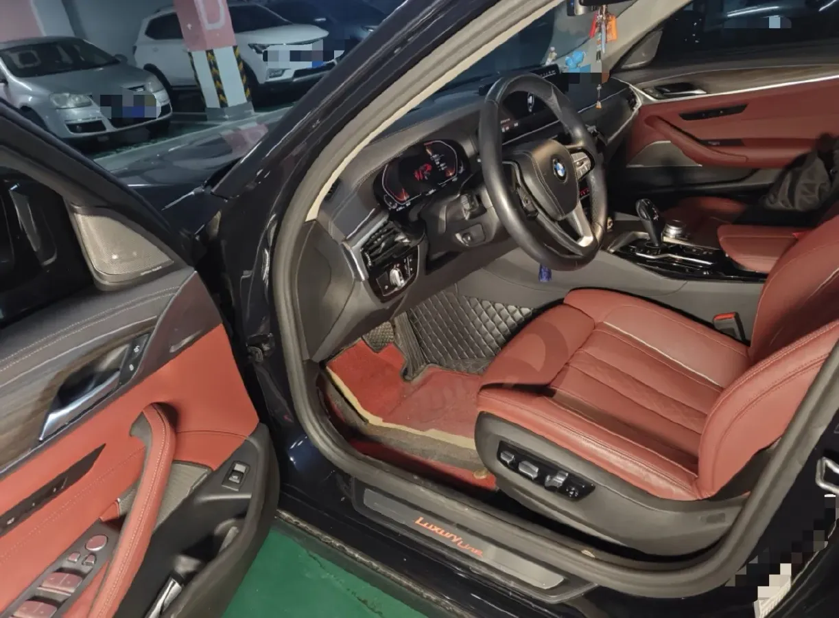 2021 BMW 5 Series 2.0T 252HP L4 8AT,autocango,china used car exporter,china ev exporter,chinese used car exporter,chinese used ev exporter