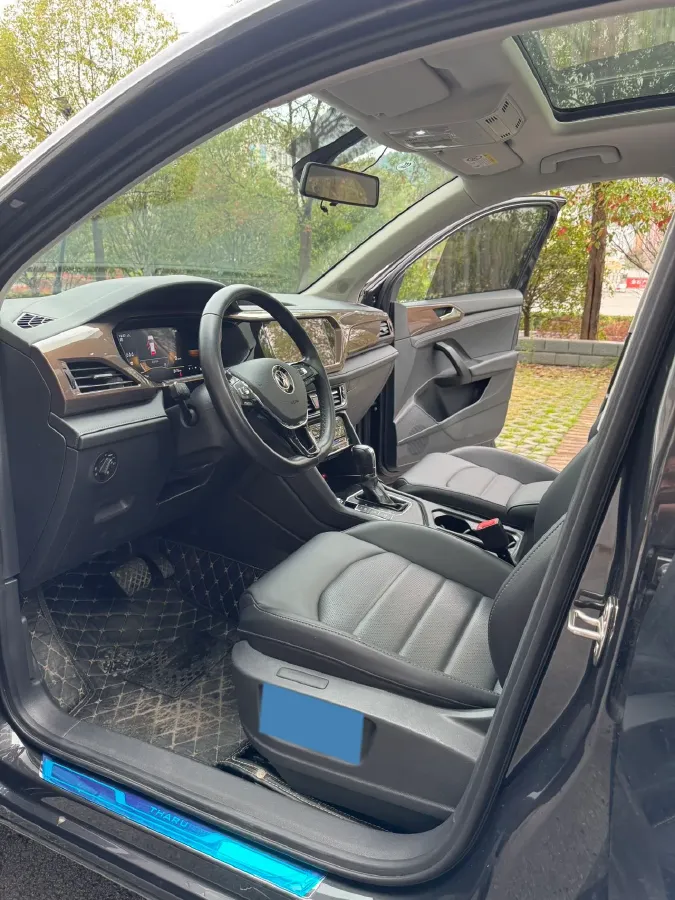 2022 Volkswagen Tharu 2.0T 186HP L4 7DCT,autocango,china used car exporter,china ev exporter,chinese used car exporter,chinese used ev exporter