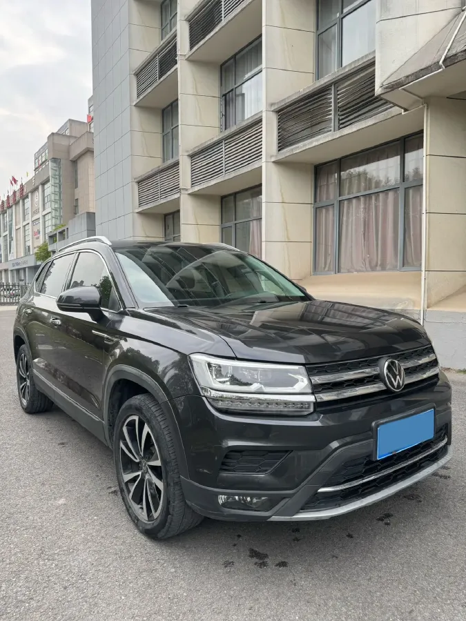 2022 Volkswagen Tharu 2.0T 186HP L4 7DCT,autocango,china used car exporter,china ev exporter,chinese used car exporter,chinese used ev exporter