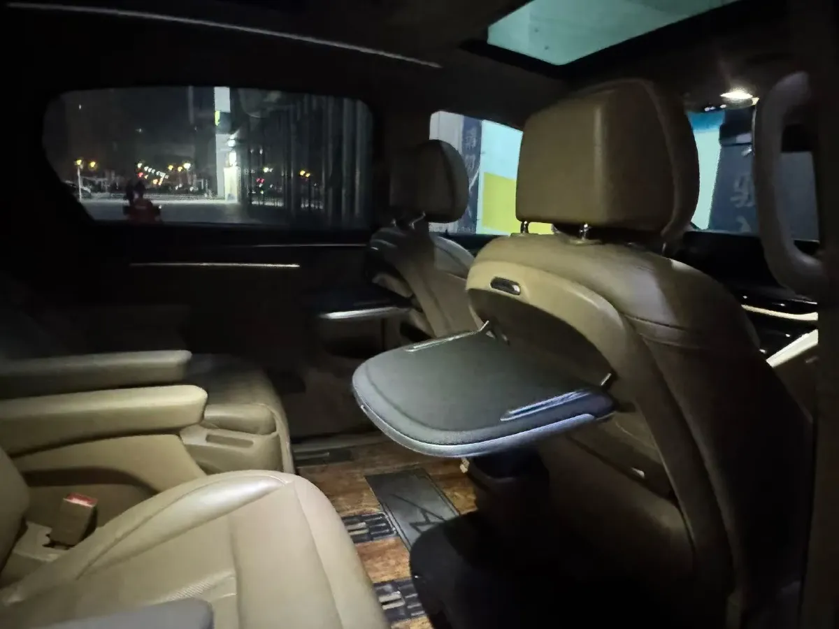 2021 Buick GL8 2.0T 237HP L4 9AT,autocango,china used car exporter,china ev exporter,chinese used car exporter,chinese used ev exporter