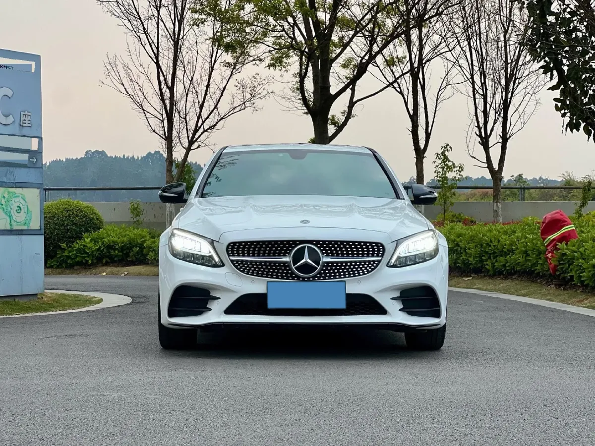 2020 Mercedes-Benz C Class 1.5T 184HP L4 9AT,autocango,china used car exporter,china ev exporter,chinese used car exporter,chinese used ev exporter