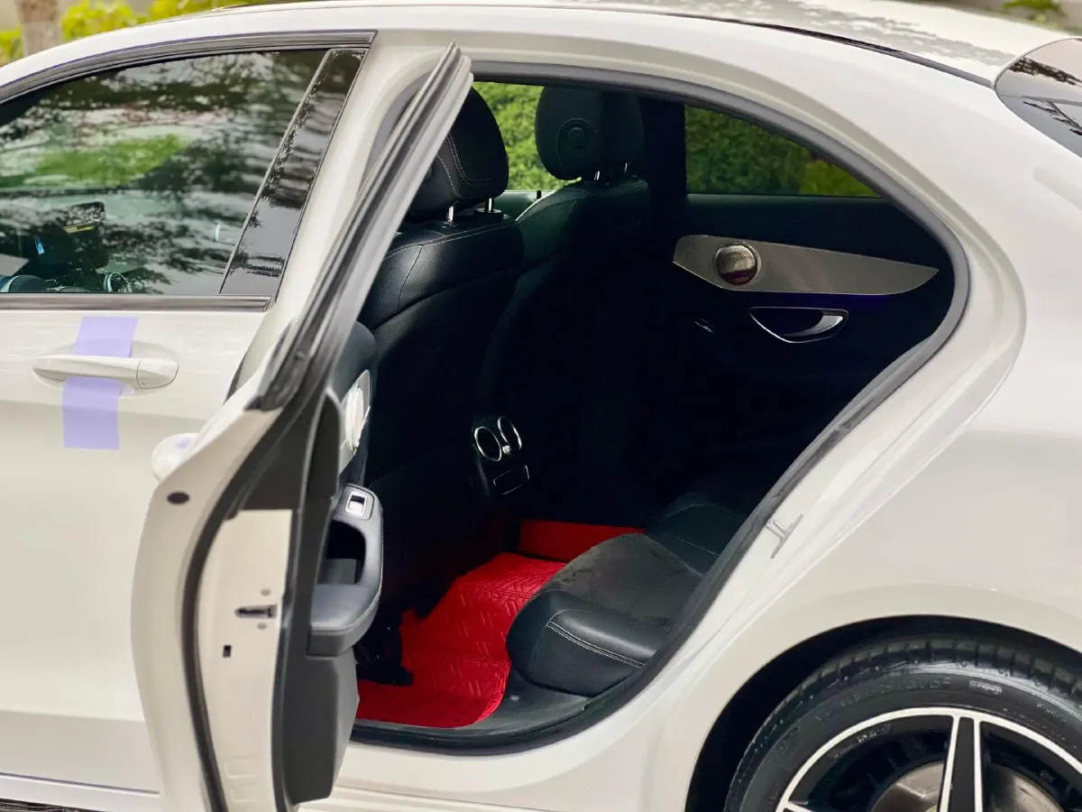 2020 Mercedes-Benz C Class 1.5T 184HP L4 9AT,autocango,china used car exporter,china ev exporter,chinese used car exporter,chinese used ev exporter