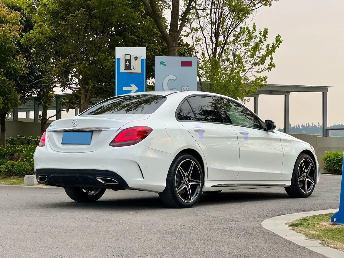 2020 Mercedes-Benz C Class 1.5T 184HP L4 9AT,autocango,china used car exporter,china ev exporter,chinese used car exporter,chinese used ev exporter