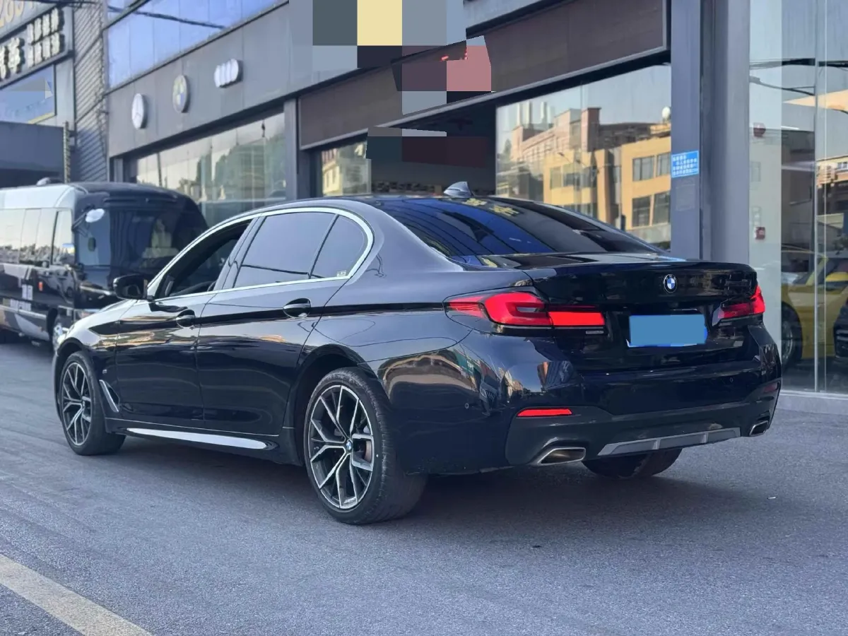 2021 BMW 5 Series 2.0T 252HP L4 8AT,autocango,china used car exporter,china ev exporter,chinese used car exporter,chinese used ev exporter