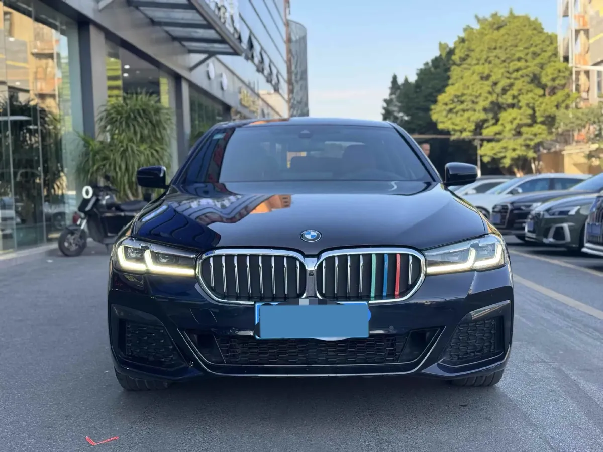 2021 BMW 5 Series 2.0T 252HP L4 8AT,autocango,china used car exporter,china ev exporter,chinese used car exporter,chinese used ev exporter