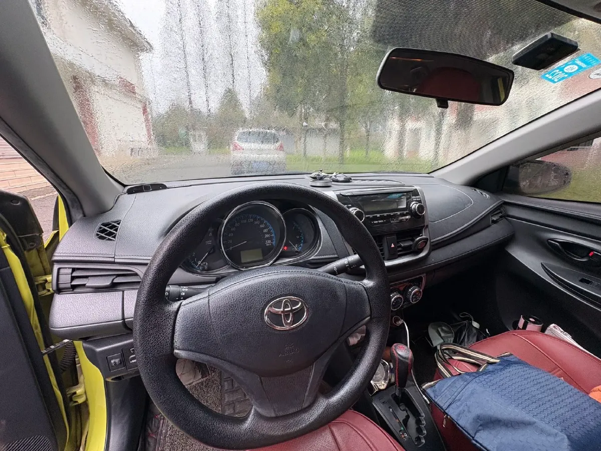 2017 Toyota Yaris L 1.5L 107HP L4 CVT,autocango,china used car exporter,china ev exporter,chinese used car exporter,chinese used ev exporter