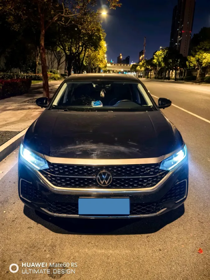 2024 Volkswagen Passat 2.0T 220HP L4 7DCT,autocango,china used car exporter,china ev exporter,chinese used car exporter,chinese used ev exporter