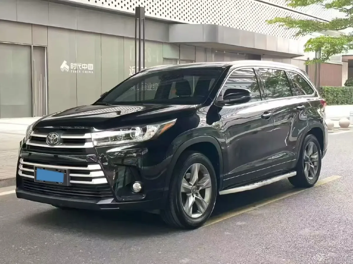 2021 Toyota Highlander 2.0T 220HP L4 6AT,autocango,china used car exporter,china ev exporter,chinese used car exporter,chinese used ev exporter
