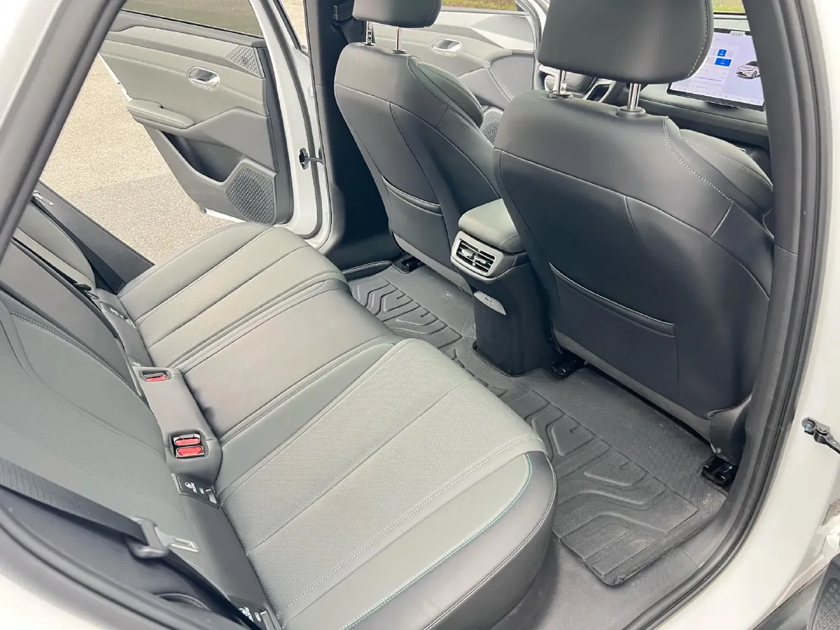 2025 BYD QinL BEV,autocango,china used car exporter,china ev exporter,chinese used car exporter,chinese used ev exporter