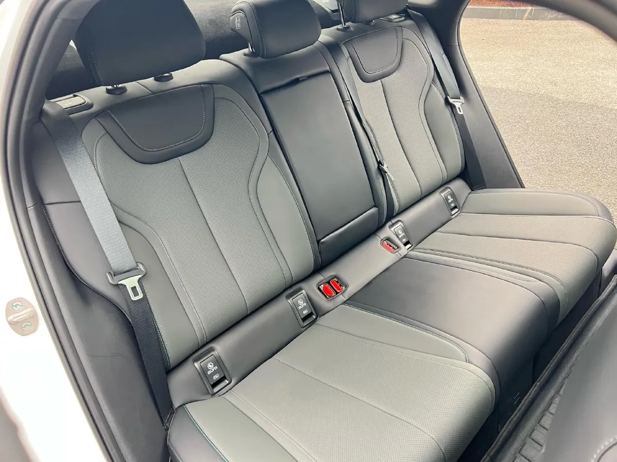 2025 BYD QinL BEV,autocango,china used car exporter,china ev exporter,chinese used car exporter,chinese used ev exporter