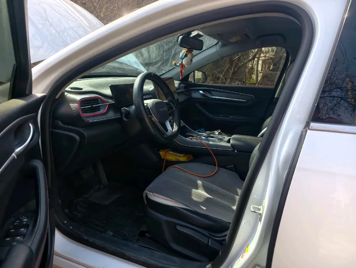 2022 Roewe RX5 MAX 1.5T 181HP L4 6AT,autocango,china used car exporter,china ev exporter,chinese used car exporter,chinese used ev exporter