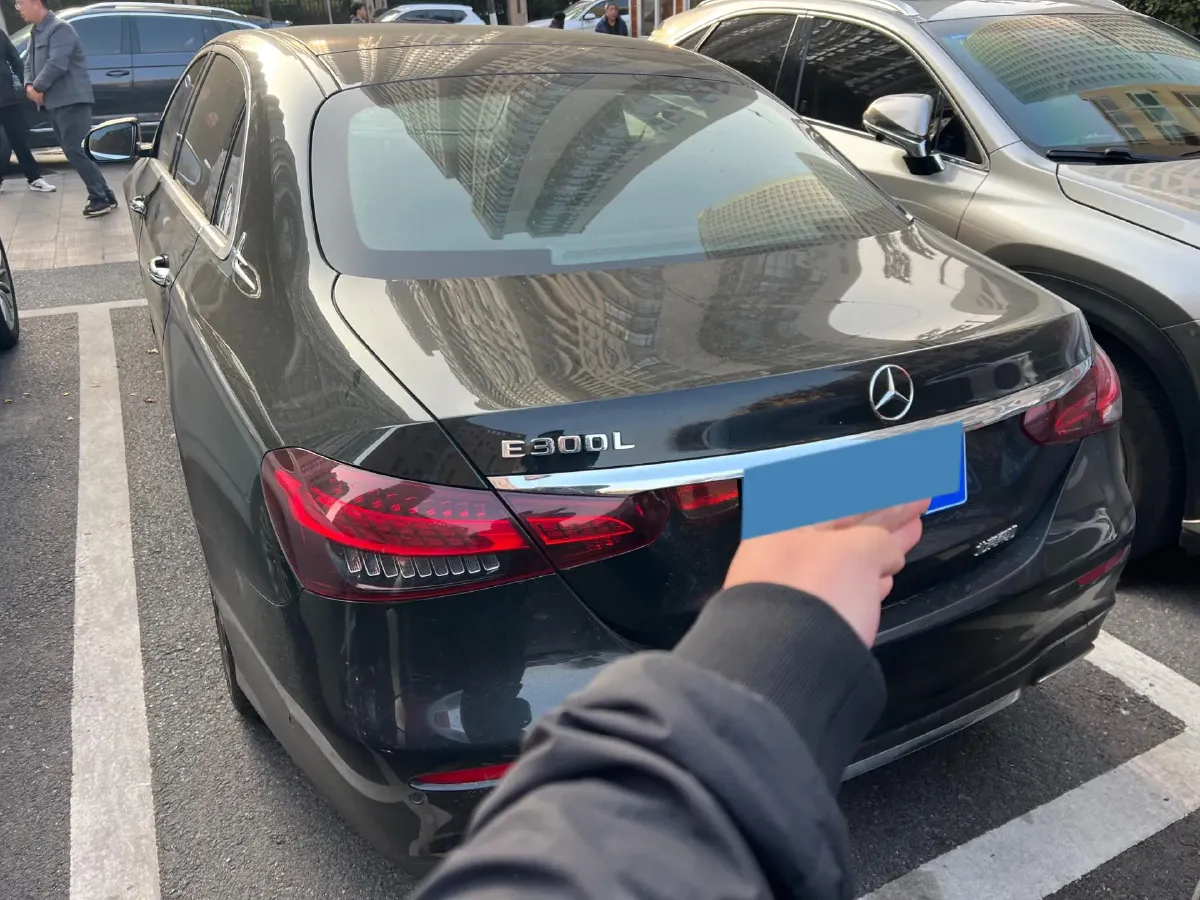 2021 Mercedes-Benz E Class 1.5T 184HP L4 9AT,autocango,china used car exporter,china ev exporter,chinese used car exporter,chinese used ev exporter