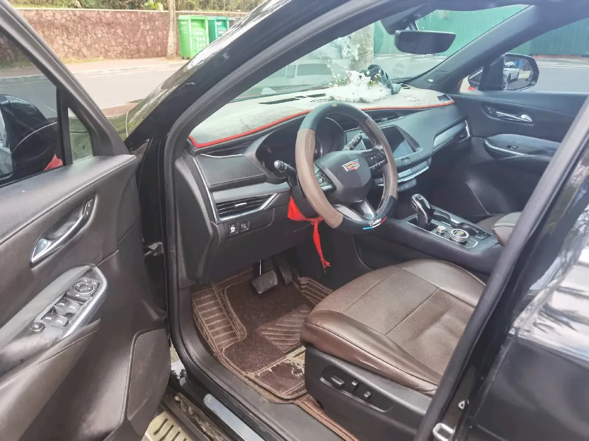 2020 Cadillac XT4 2.0T 241HP L4 9AT,autocango,china used car exporter,china ev exporter,chinese used car exporter,chinese used ev exporter