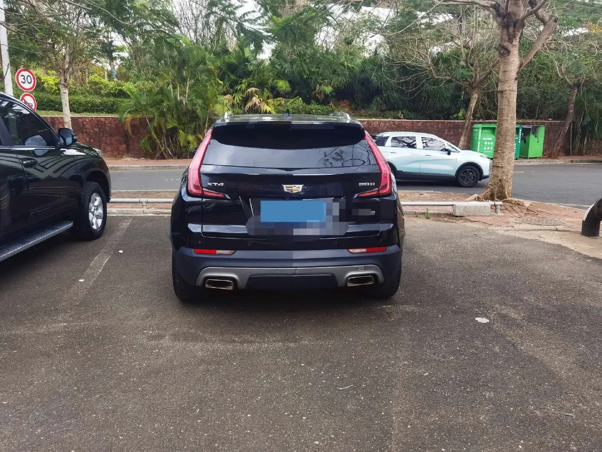 2020 Cadillac XT4 2.0T 241HP L4 9AT,autocango,china used car exporter,china ev exporter,chinese used car exporter,chinese used ev exporter