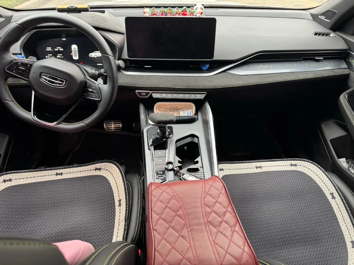 2021 Geely Preface 2.0T 190HP L4 7DCT,autocango,china used car exporter,china ev exporter,chinese used car exporter,chinese used ev exporter