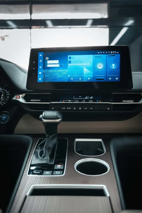 2024 Toyota Granvia 2.5L 189HP L4 E-CVT Hybrid,autocango,china used car exporter,china ev exporter,chinese used car exporter,chinese used ev exporter