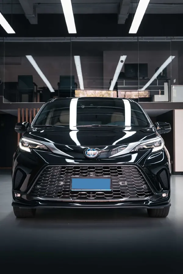 2024 Toyota Granvia 2.5L 189HP L4 E-CVT Hybrid,autocango,china used car exporter,china ev exporter,chinese used car exporter,chinese used ev exporter