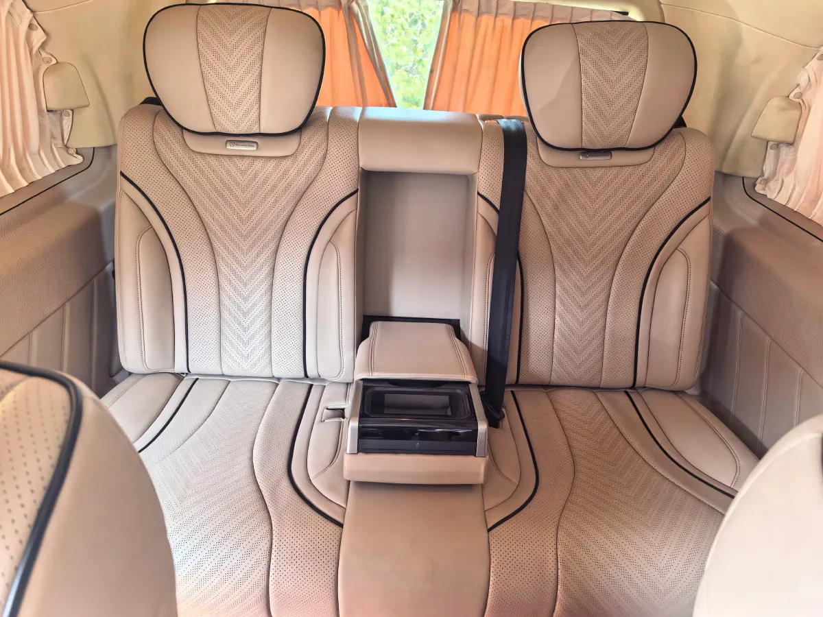 2020 Mercedes-Benz Vito 2.0T 211HP L4 9AT,autocango,china used car exporter,china ev exporter,chinese used car exporter,chinese used ev exporter