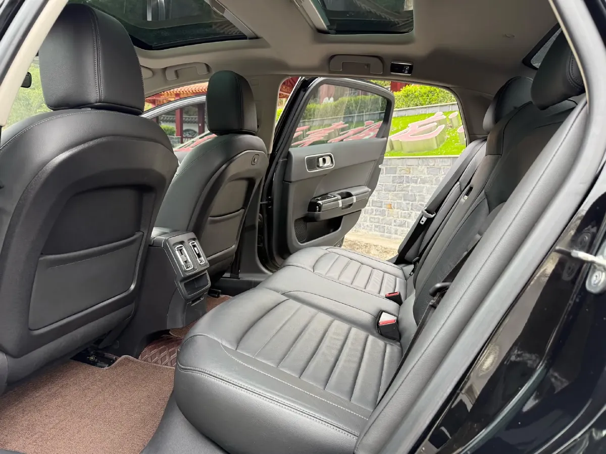 2020 Citroen C6 1.8T 211HP L4 8AT,autocango,china used car exporter,china ev exporter,chinese used car exporter,chinese used ev exporter