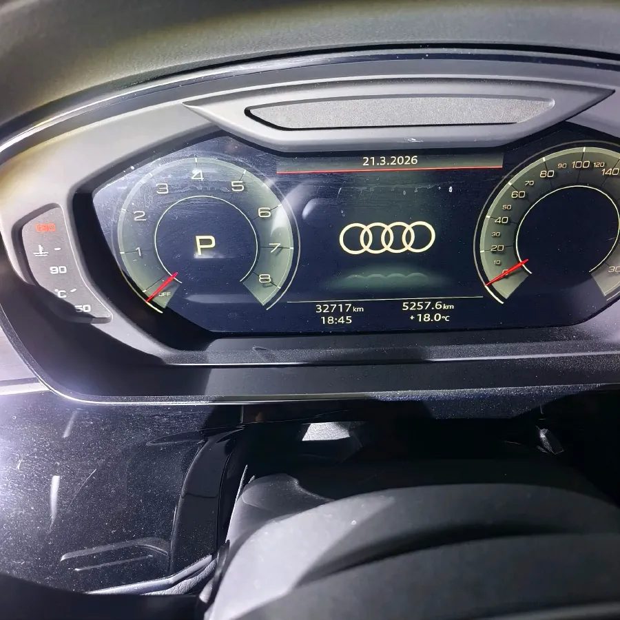 2024 Audi A8 3.0T 286HP V6 8AT,autocango,china used car exporter,china ev exporter,chinese used car exporter,chinese used ev exporter