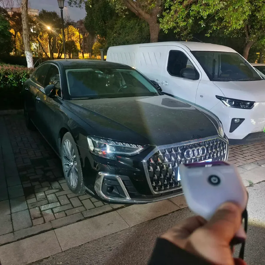 2024 Audi A8 3.0T 286HP V6 8AT,autocango,china used car exporter,china ev exporter,chinese used car exporter,chinese used ev exporter