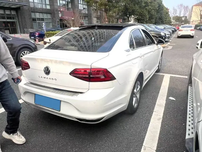2019 Volkswagen Lamando 1.4T 131HP L4 7DCT,autocango,china used car exporter,china ev exporter,chinese used car exporter,chinese used ev exporter