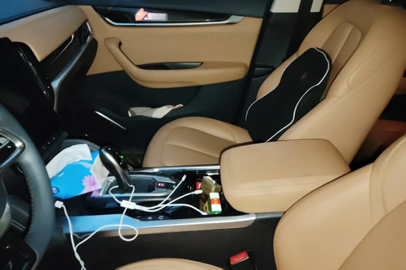 2018 Brilliance Auto V7 1.6T 204HP L4 7DCT,autocango,china used car exporter,china ev exporter,chinese used car exporter,chinese used ev exporter