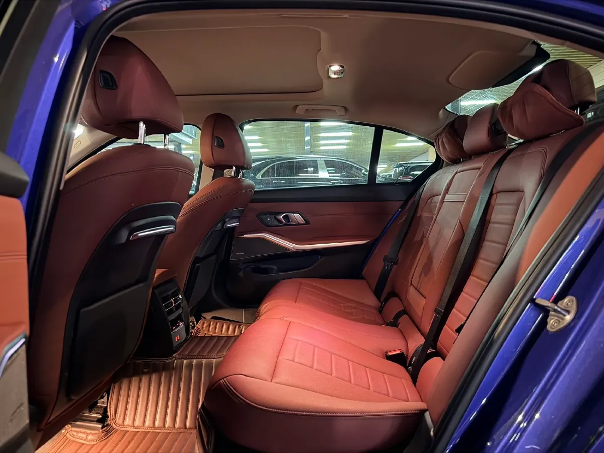 2021 BMW 3 Series 2.0T 184HP L4 8AT,autocango,china used car exporter,china ev exporter,chinese used car exporter,chinese used ev exporter