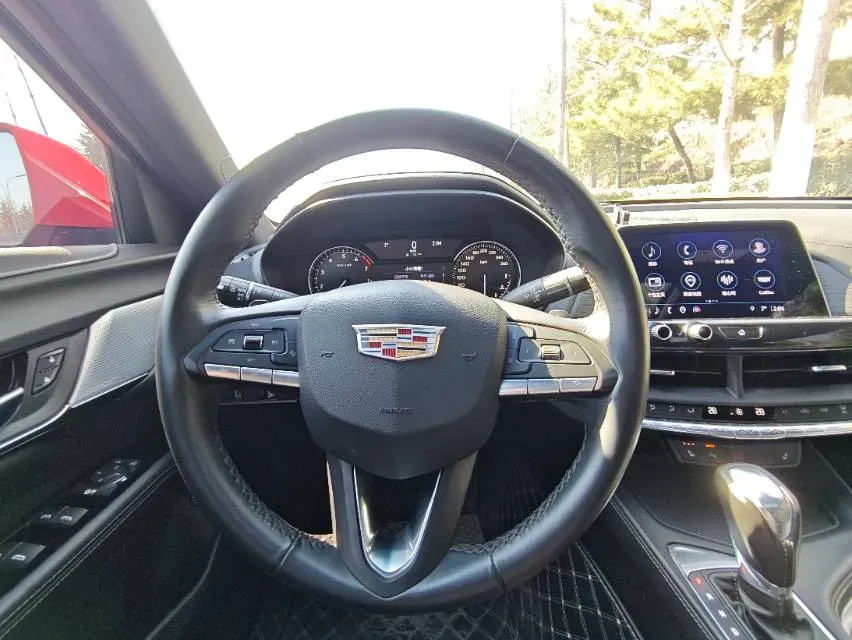 2022 Cadillac CT4 2.0T 237HP L4 8AT,autocango,china used car exporter,china ev exporter,chinese used car exporter,chinese used ev exporter
