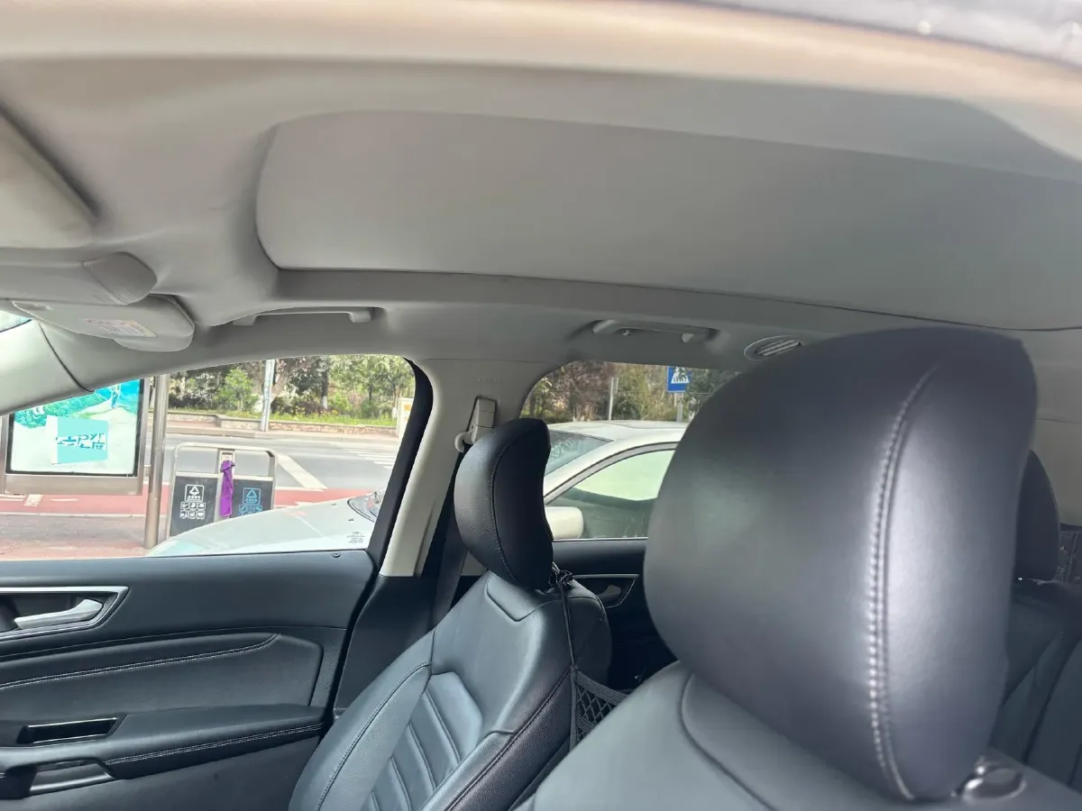 2020 Ford Edge 2.0T 245HP L4 8AT,autocango,china used car exporter,china ev exporter,chinese used car exporter,chinese used ev exporter