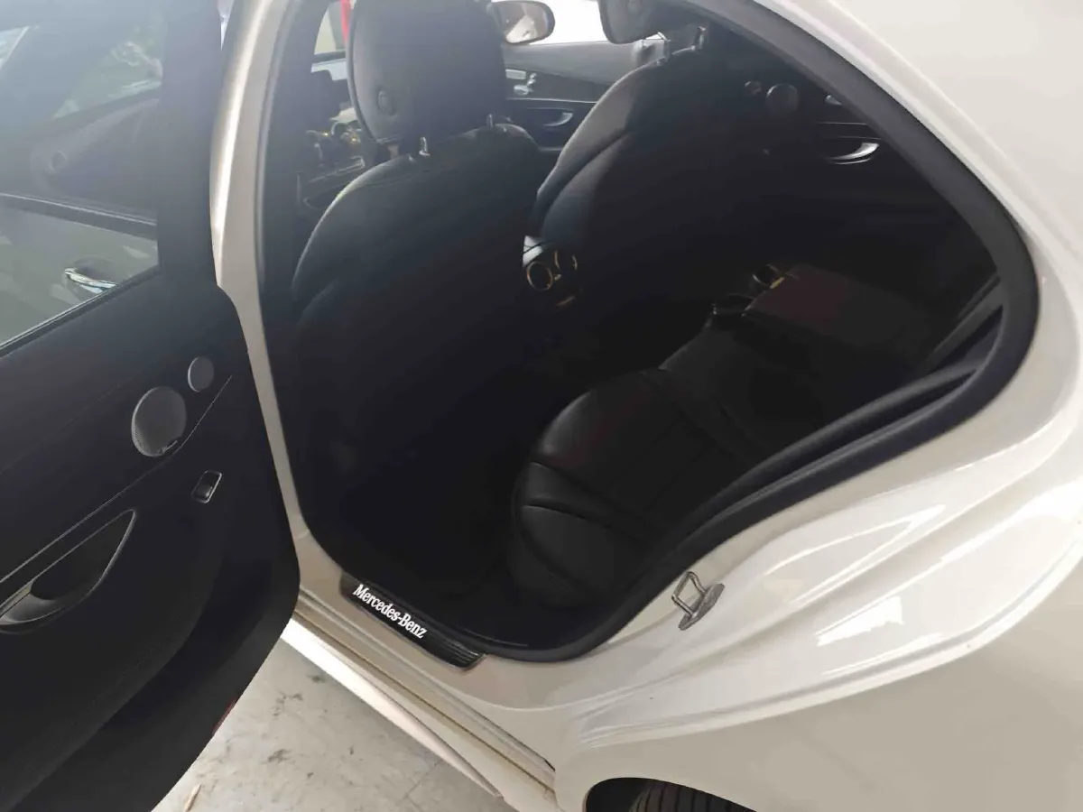 2021 Mercedes-Benz C Class 1.5T 184HP L4 9AT,autocango,china used car exporter,china ev exporter,chinese used car exporter,chinese used ev exporter