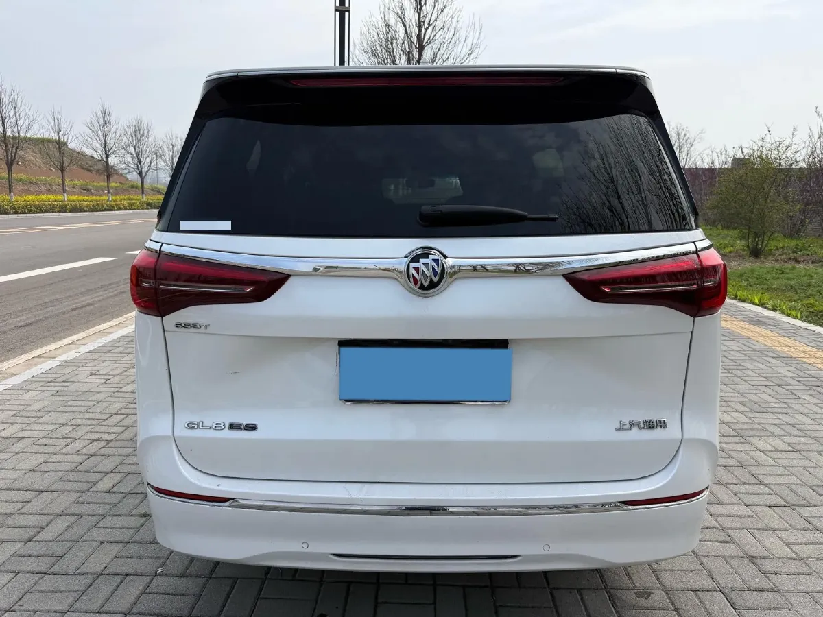 2021 Buick GL8 2.0T 237HP L4 9AT,autocango,china used car exporter,china ev exporter,chinese used car exporter,chinese used ev exporter