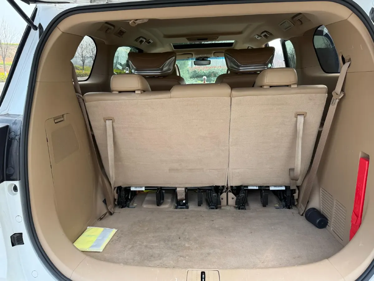 2021 Buick GL8 2.0T 237HP L4 9AT,autocango,china used car exporter,china ev exporter,chinese used car exporter,chinese used ev exporter